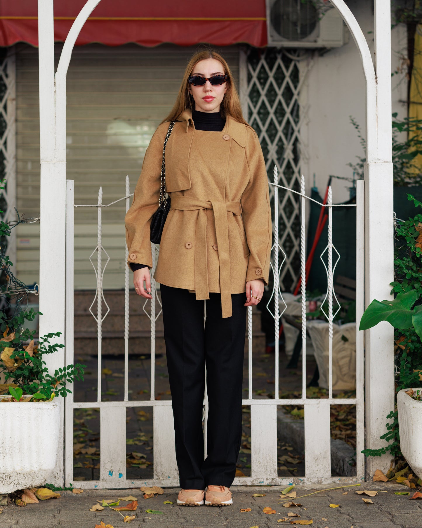 Short coat